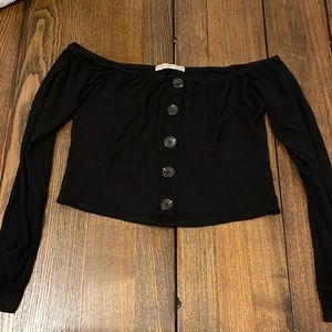 Off the shoulder long sleeve crop top